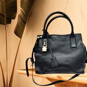 MICHAEL KORS McKenna Black Pebbled Leather Handbag Medium Satchel MSRP $328 EUC